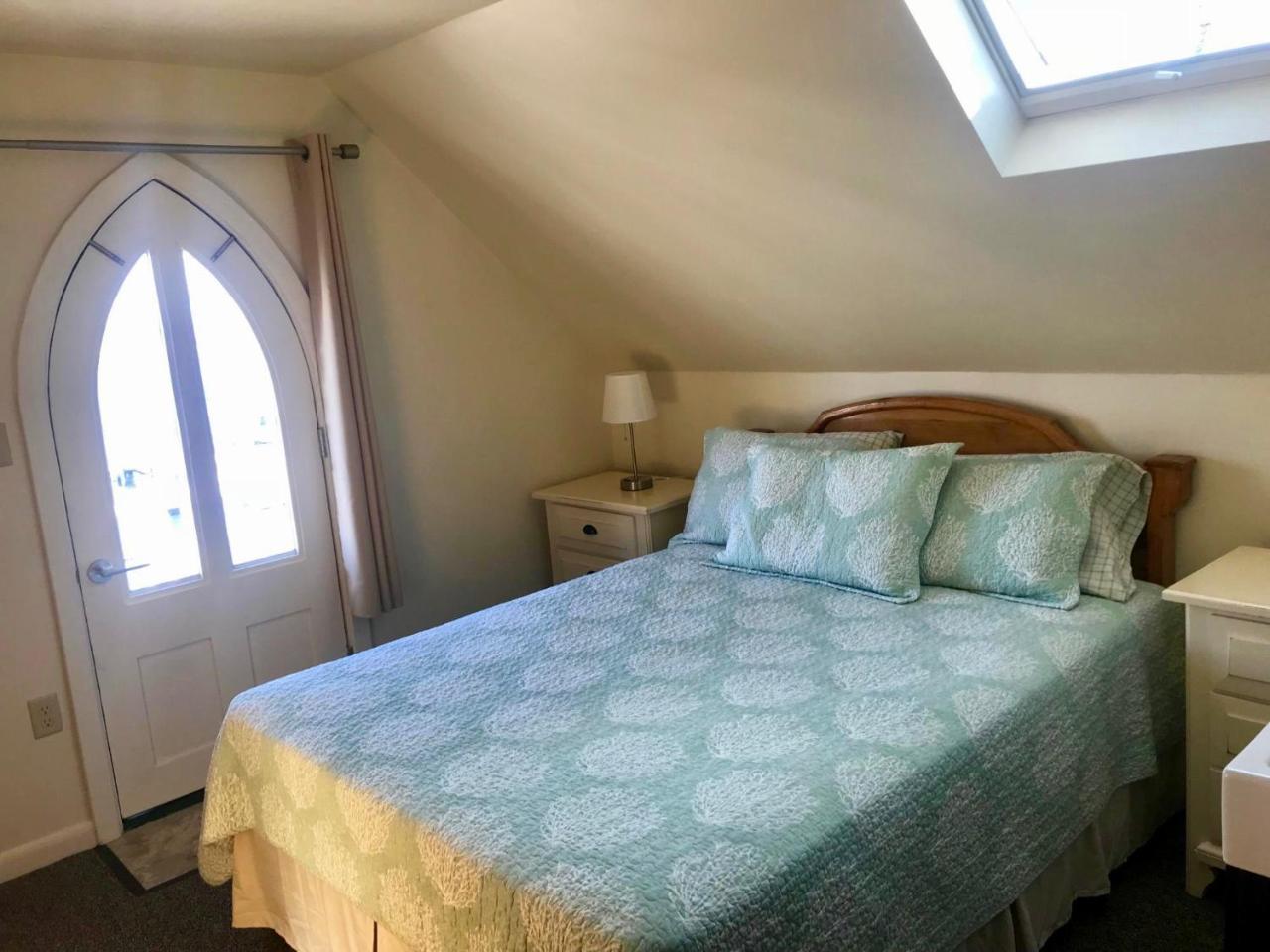 The Attleboro House Hotel Oak Bluffs Eksteriør billede